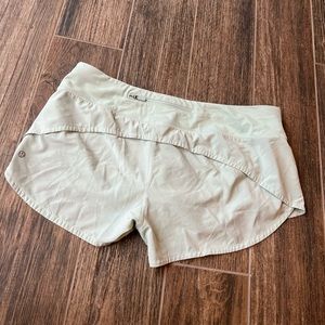 Lululemon Speed Up shorts size 12